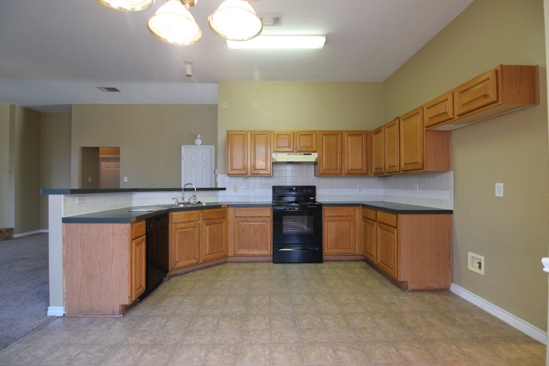 2305 Warwicke Ct #NA - Photo 5 of 22
