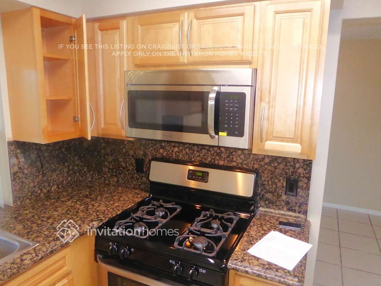 11650 Nw 31st St - Photo 6 of 14