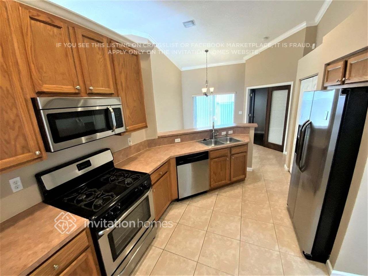 5785 Raceway Rd - Photo 4 of 17