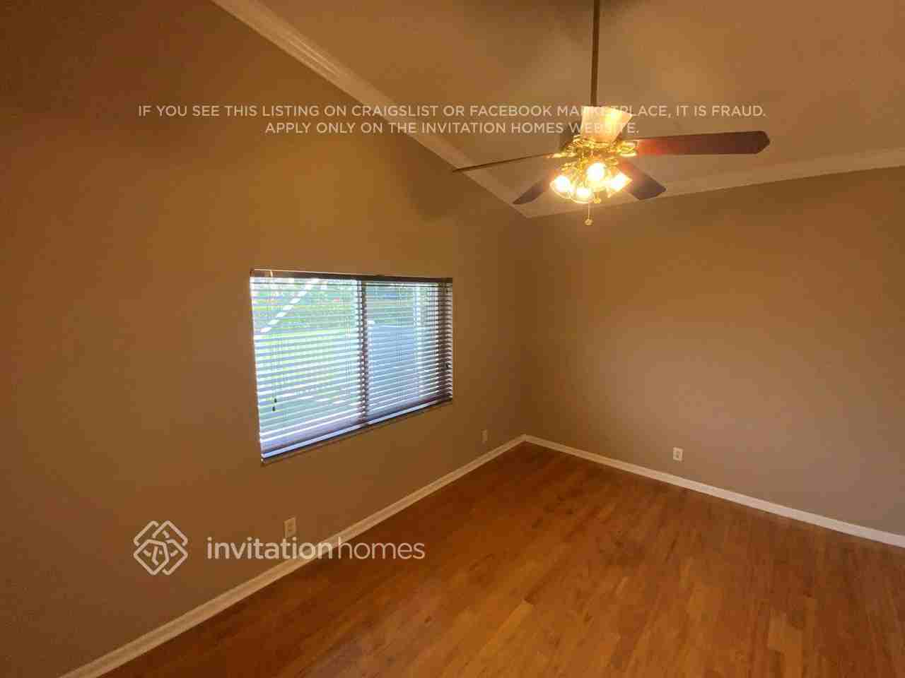5785 Raceway Rd - Photo 6 of 17