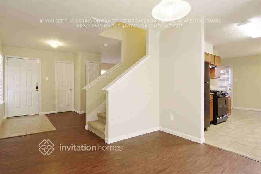 12707 Claradeen Ct - Photo 5 of 17