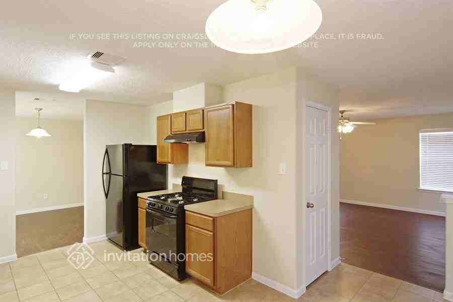 12707 Claradeen Ct - Photo 7 of 17