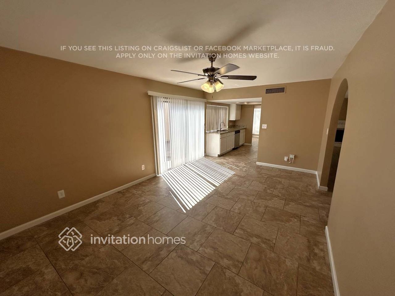 9410 N 54th Ave - Photo 5 of 22