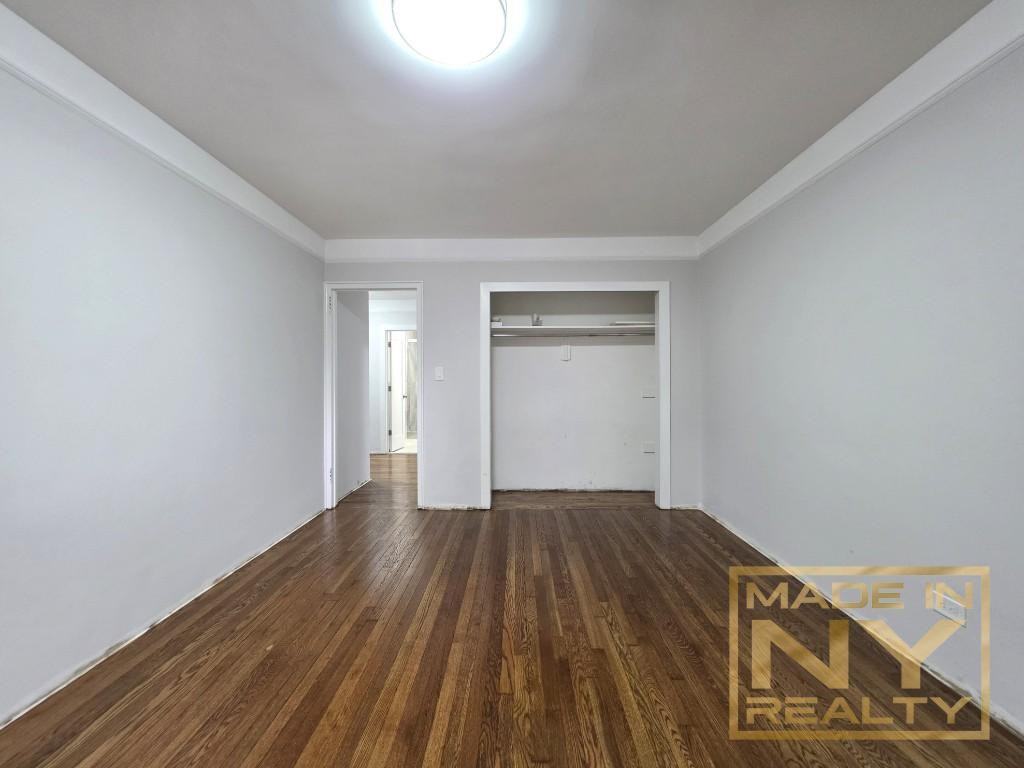3284 45th St #1A - Photo 7 of 9