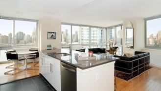 4615 Center Blvd #2308 - Photo 1 of 1