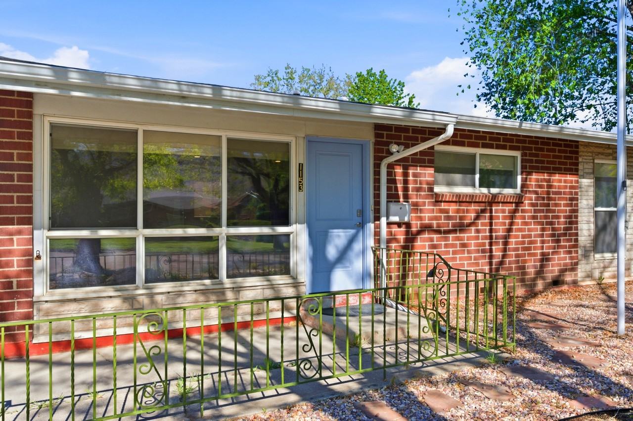 1153 N Buccaneer Dr #1 - Photo 5 of 46