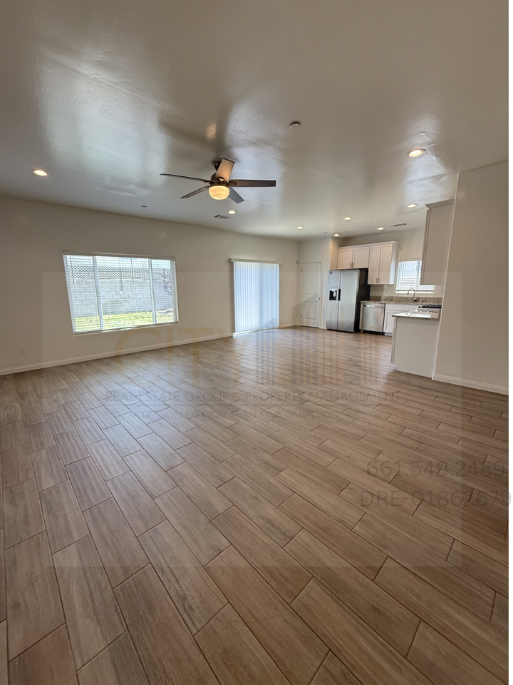 3915 Costa Del Sol Ln #1 - Photo 3 of 14