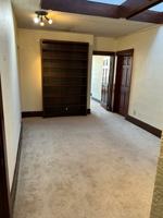 featured image of 119 1/2 N Broadway - 3 #3