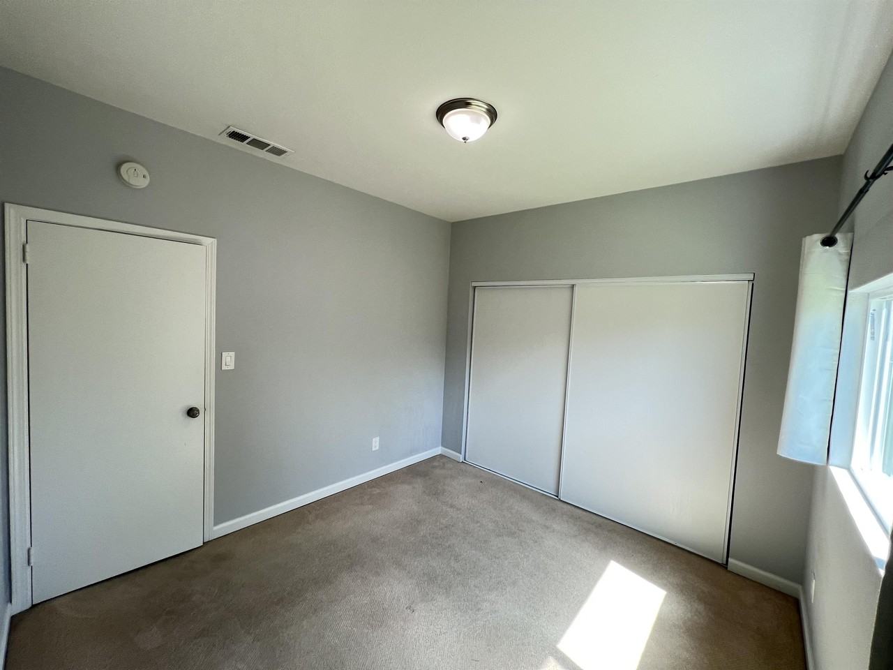 1017 Delaware St #1 - Photo 7 of 13