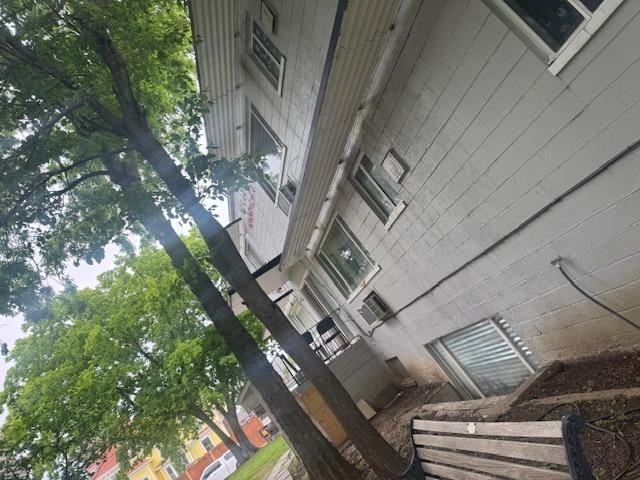 Cox Apartments - Photo 2 of 8