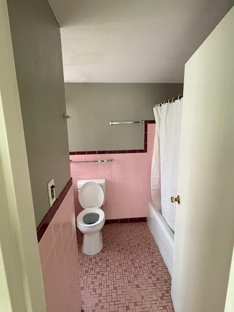 Cox Apartments - Photo 4 of 8