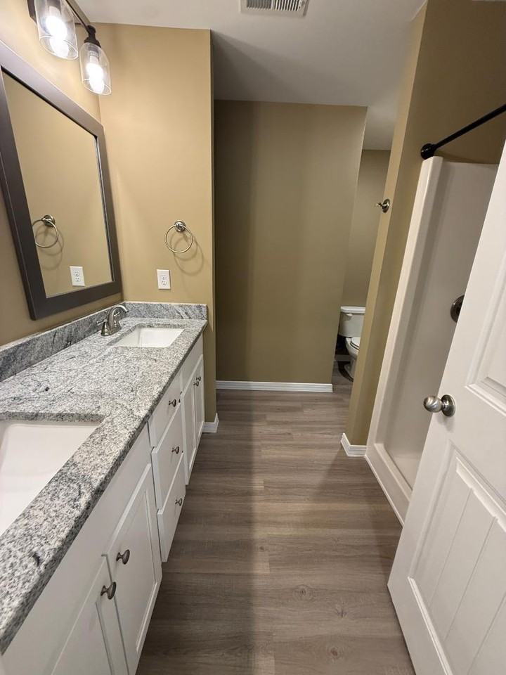 252 York St - Photo 6 of 11