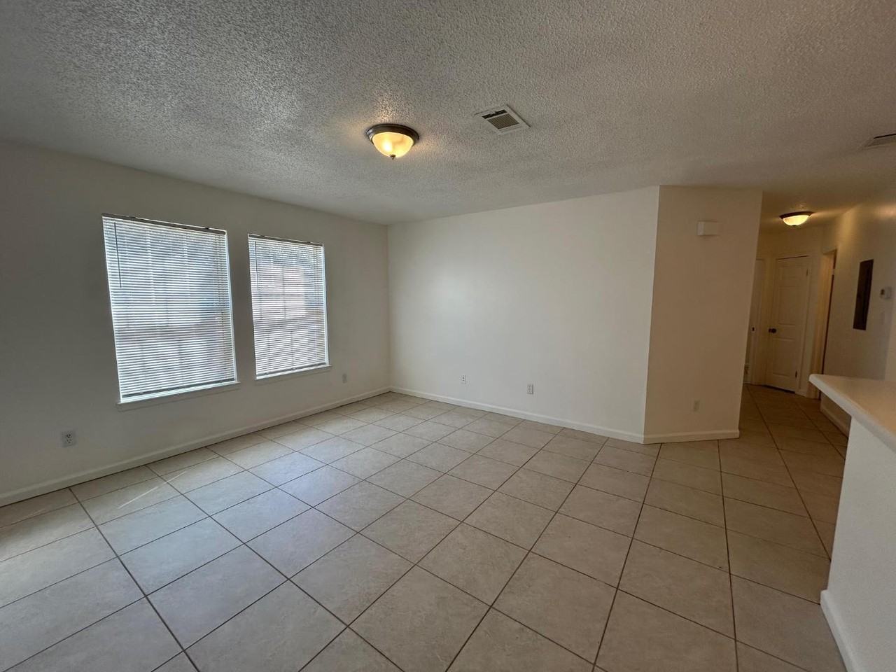 Redwood Apartments - Photo 7 of 11