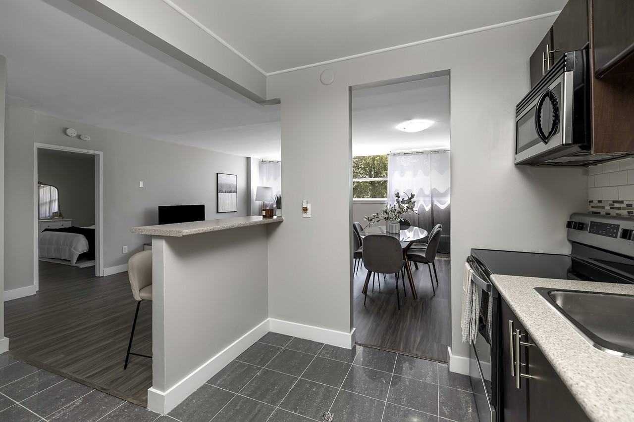 Avenue Apartments - Photo 3 of 14