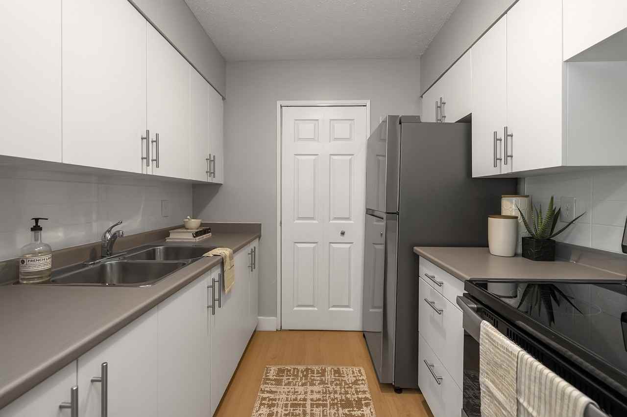50, 66, 80 Mooregate Apartments - Photo 2 of 21