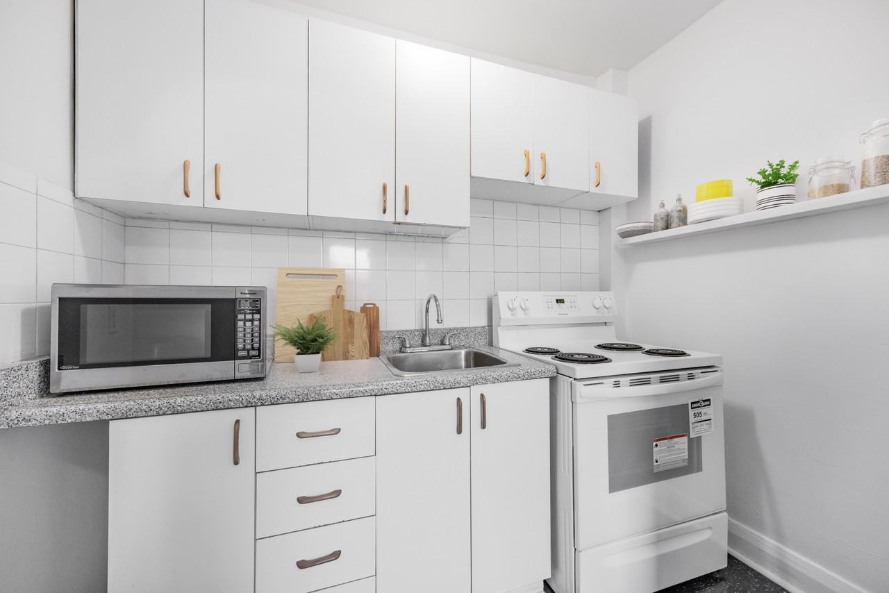 2 & 4 Connaught Circle - Photo 2 of 8
