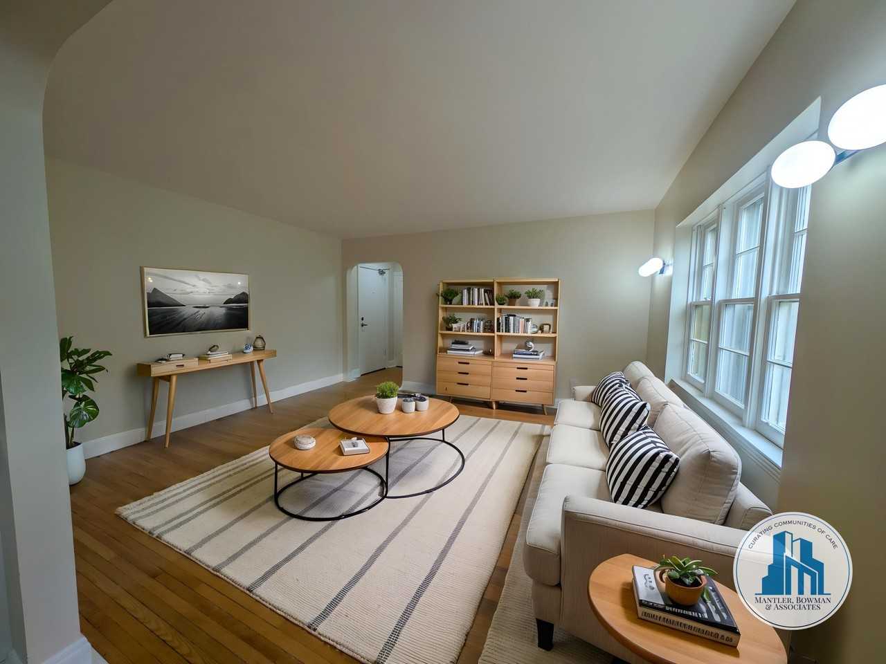 Bloor Street Apartments - Photo 5 of 22