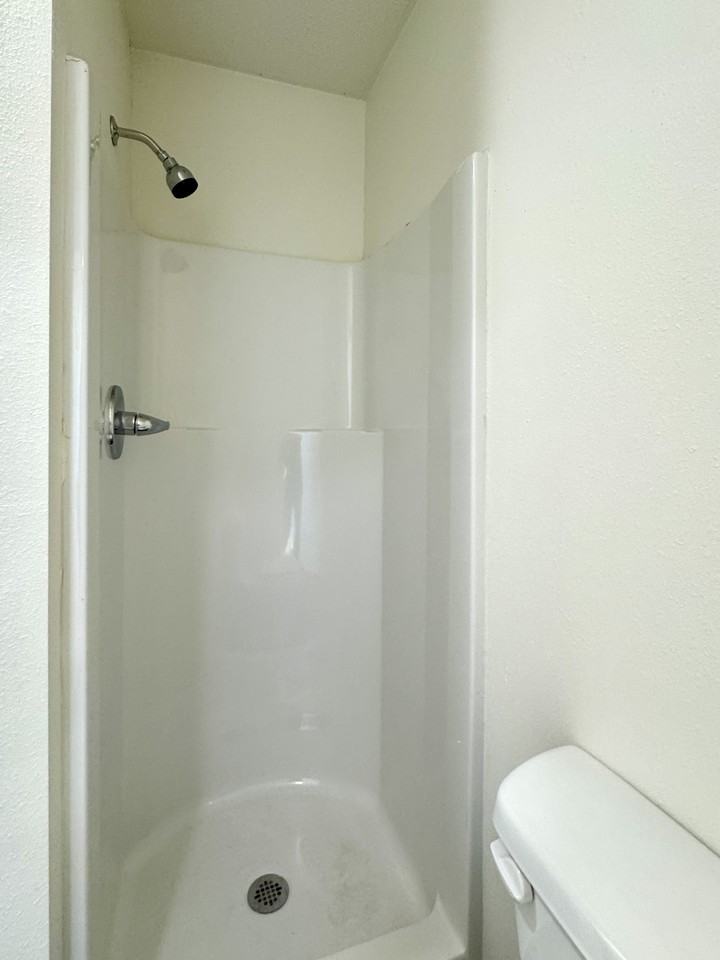 102 Davis Lane-B #B - Photo 6 of 8