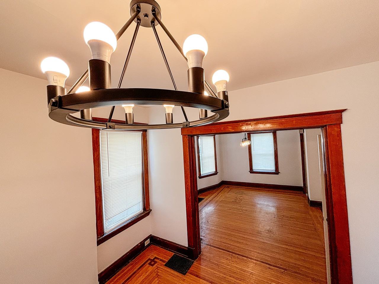 3550 Woodburn Ave #1 - Photo 3 of 10