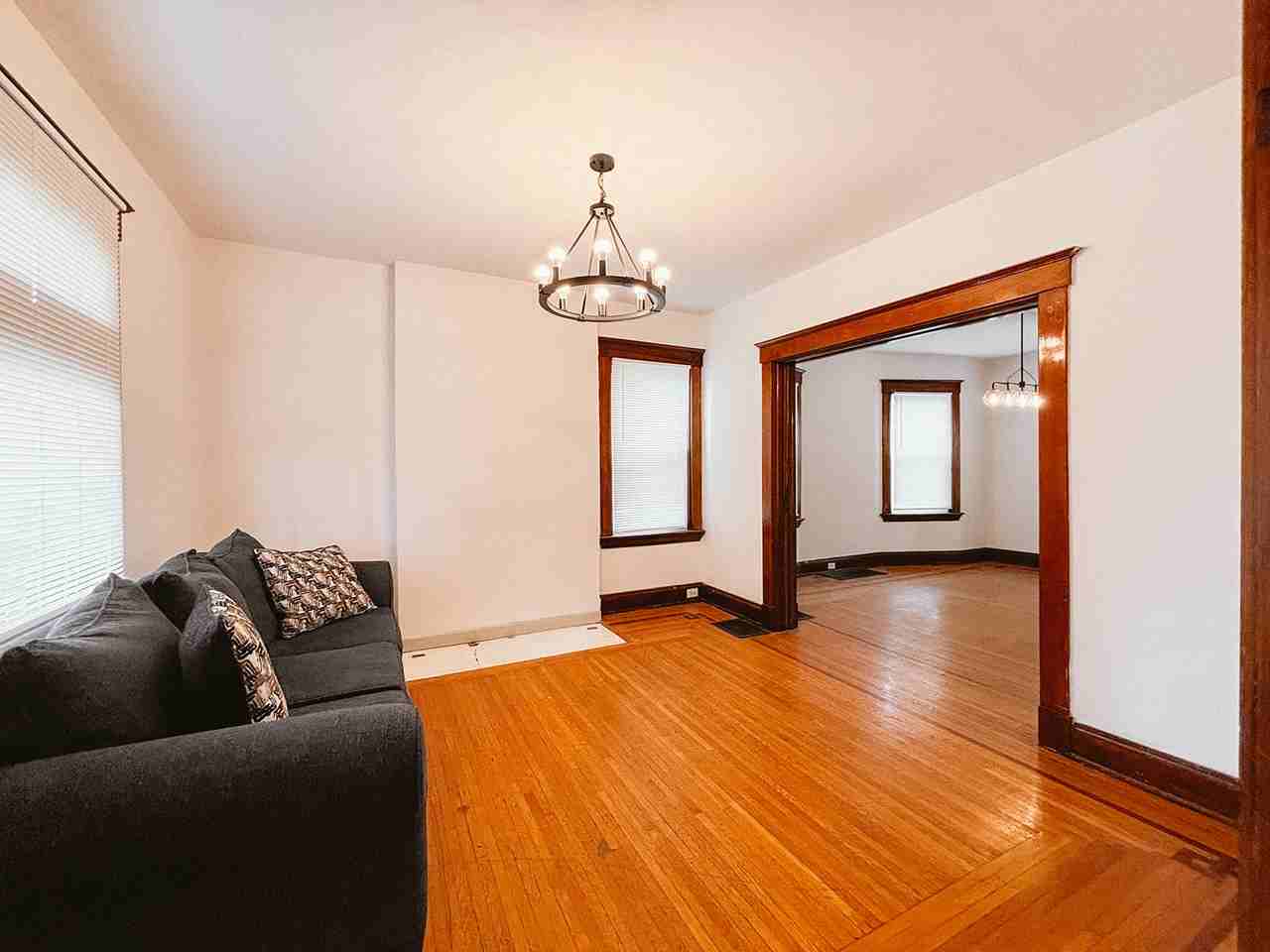 3550 Woodburn Ave #1 - Photo 5 of 10
