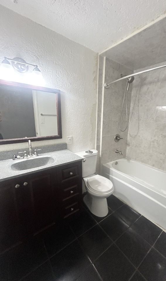 453 E Fort Union Blvd #1 - Photo 7 of 10