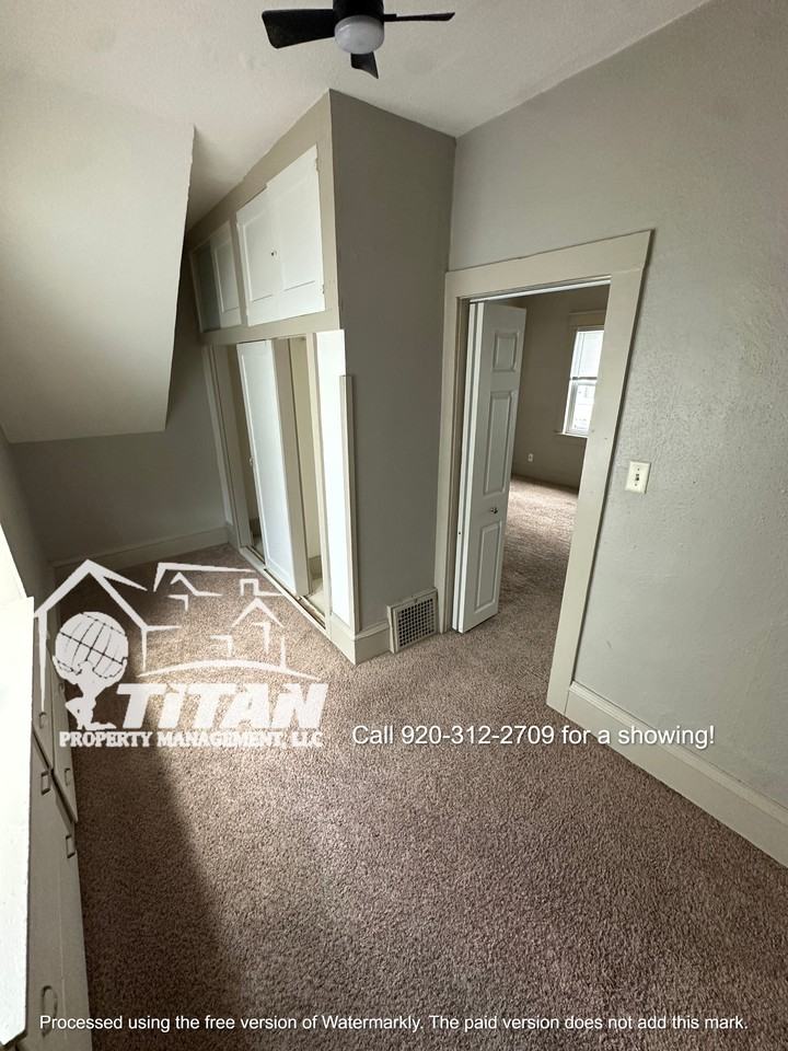 426 W 9th Ave #1 - Photo 6 of 11