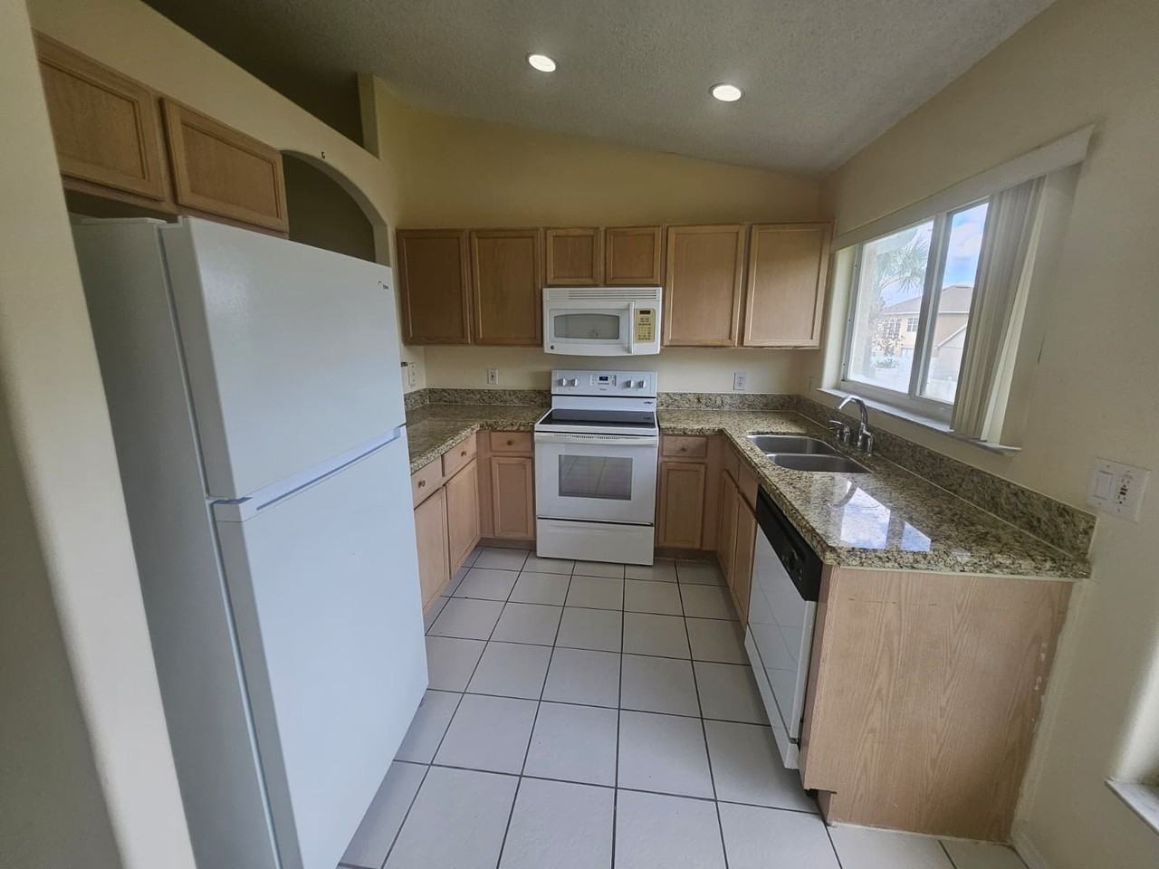 13415 Fairway Glen Dr #1 - Photo 6 of 21