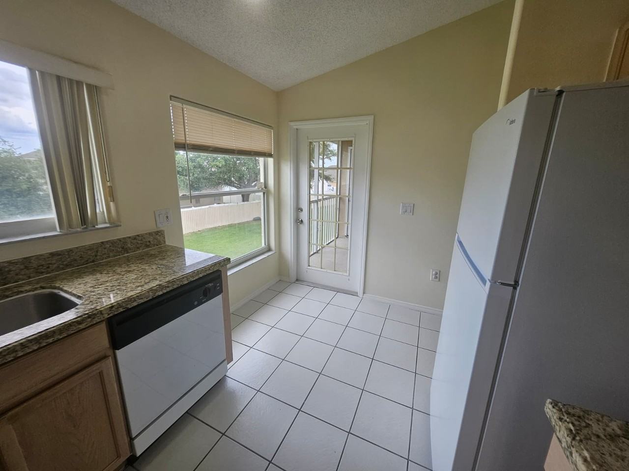 13415 Fairway Glen Dr #1 - Photo 7 of 21