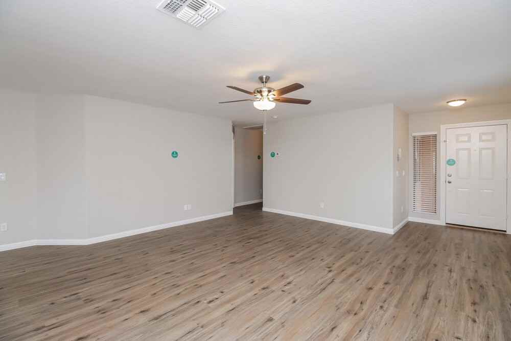 878 E Pollino St - Photo 3 of 16