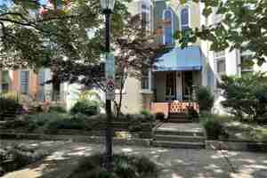 featured image of 1625 1/2 West Grace StreetApt B (upstairs) #1