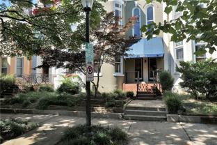 1625 1/2 West Grace StreetApt B (upstairs) #1 - Photo 1 of 1
