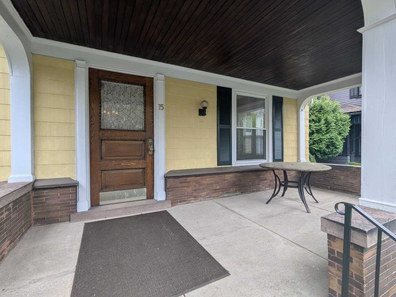 15 Vick Park A #DN - Photo 2 of 17