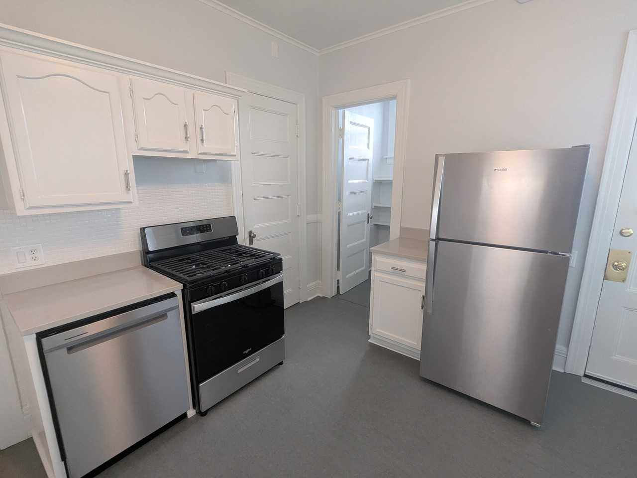 15 Vick Park A #DN - Photo 4 of 17