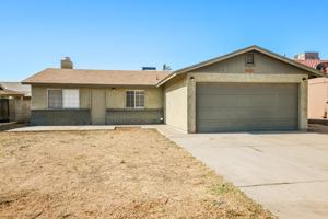 featured image of 1417 E Irwin Ave
