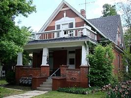 featured image of 1620 Grove St #3