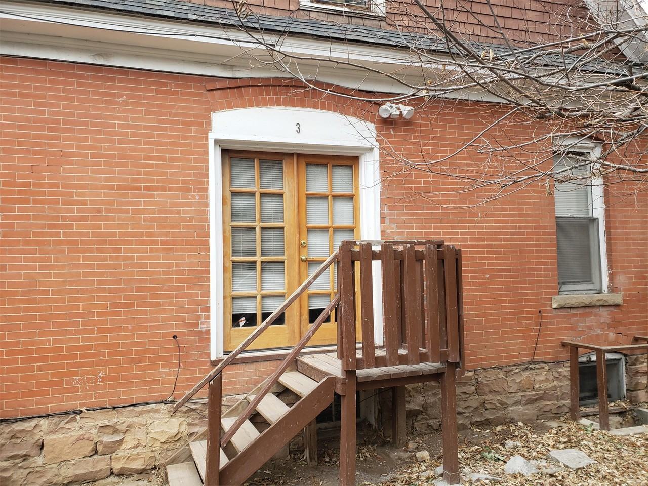 1620 Grove St #3 - Photo 2 of 11