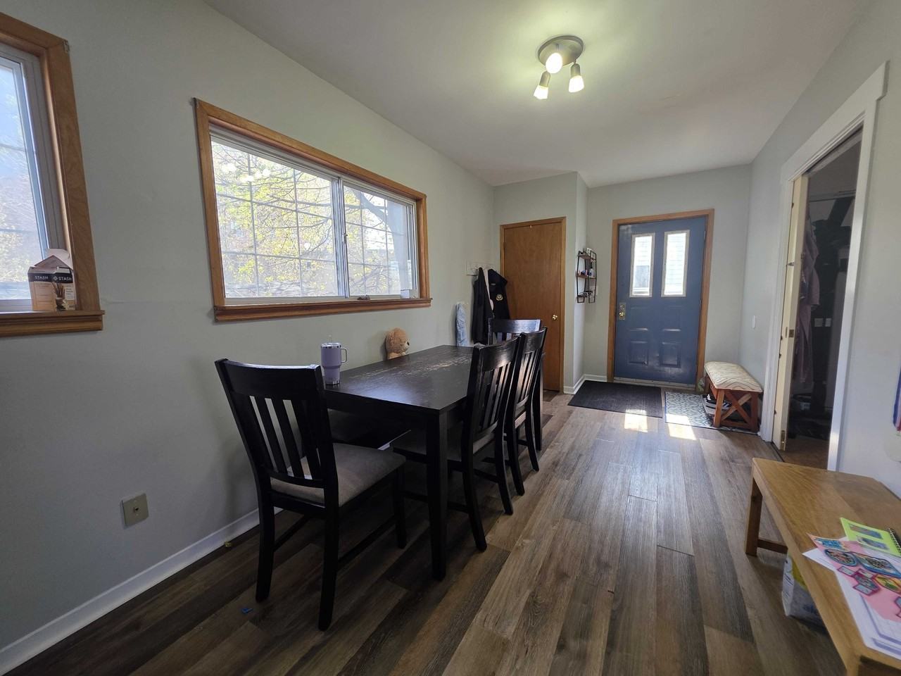 401 Macdonnell St #1 - Photo 5 of 16