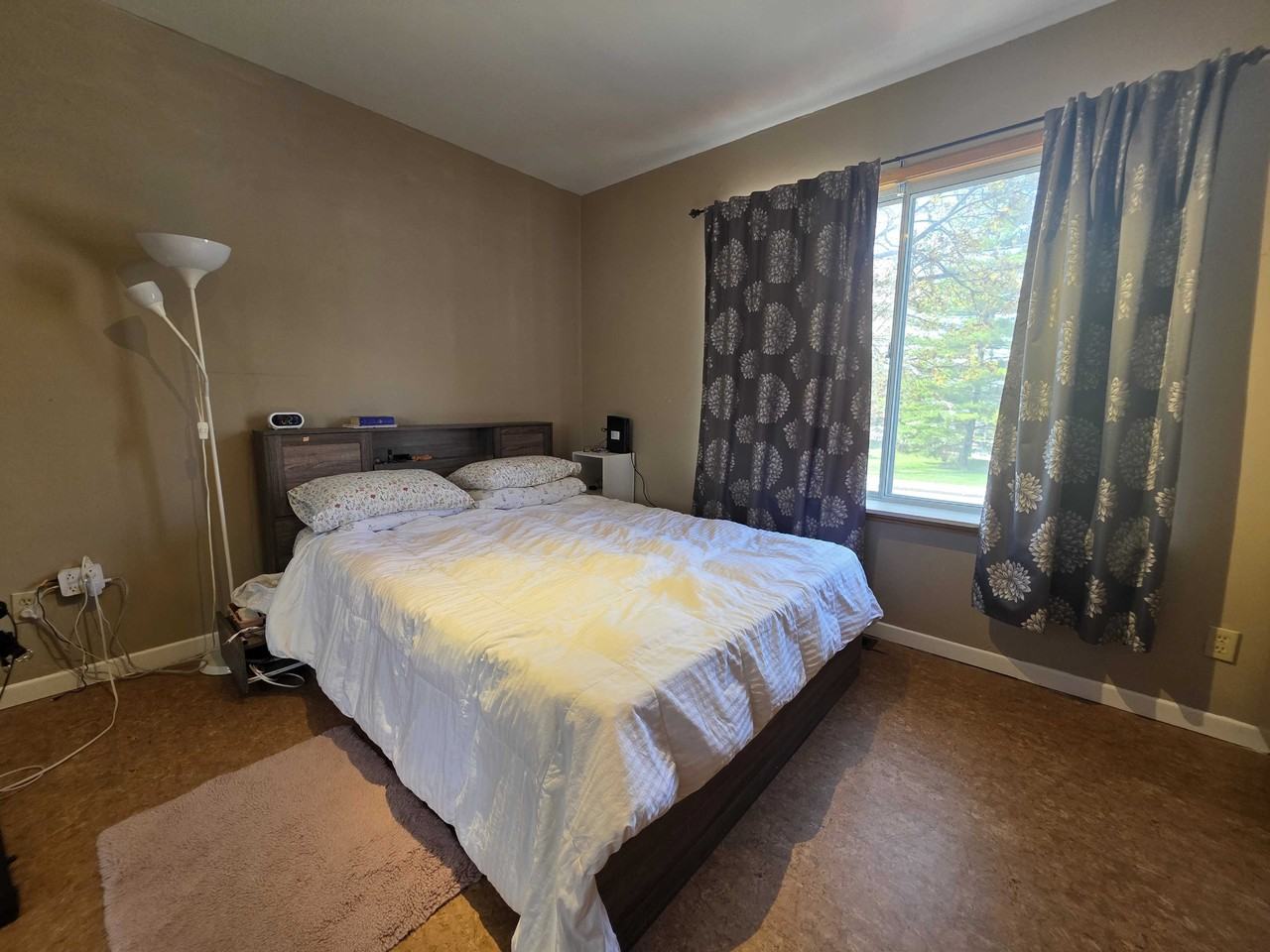 401 Macdonnell St #1 - Photo 6 of 16