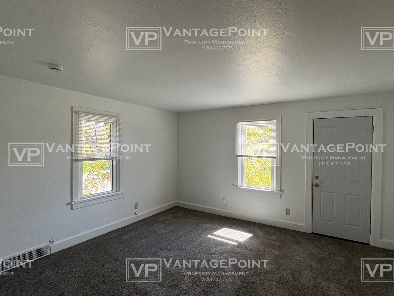 836 11th Ave #836 - Photo 5 of 13