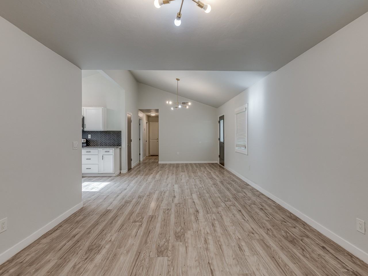 1400 Alan Ln #1 - Photo 7 of 32