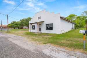 featured image of 320 W Garland St #1