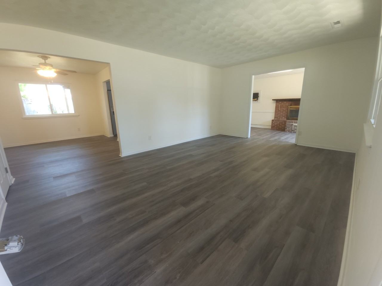 846 Drawbridge Dr - Photo 2 of 23