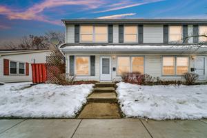 featured image of 1793 Queensbury Cir #1