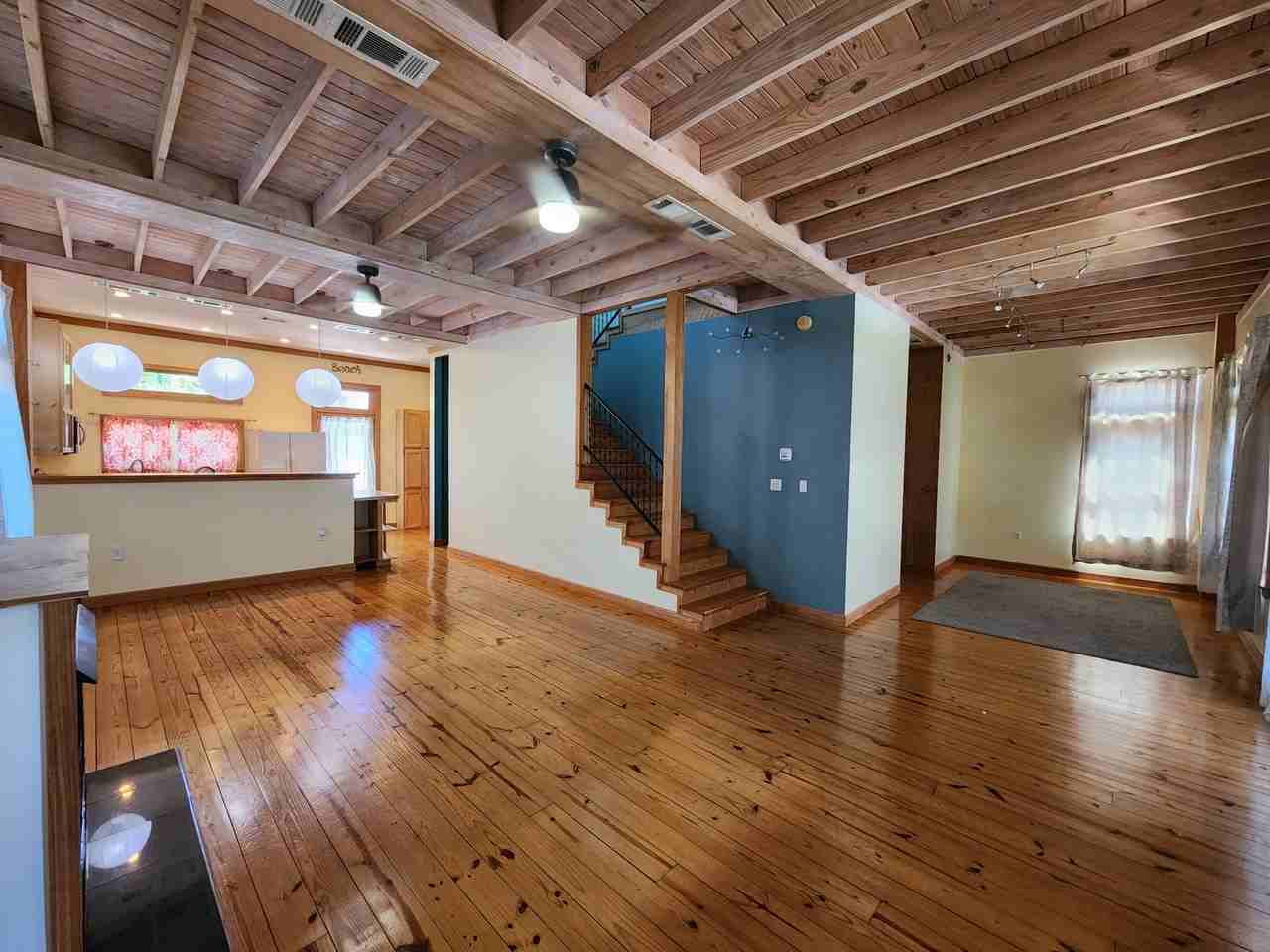 626 Water St #1 - Photo 2 of 10