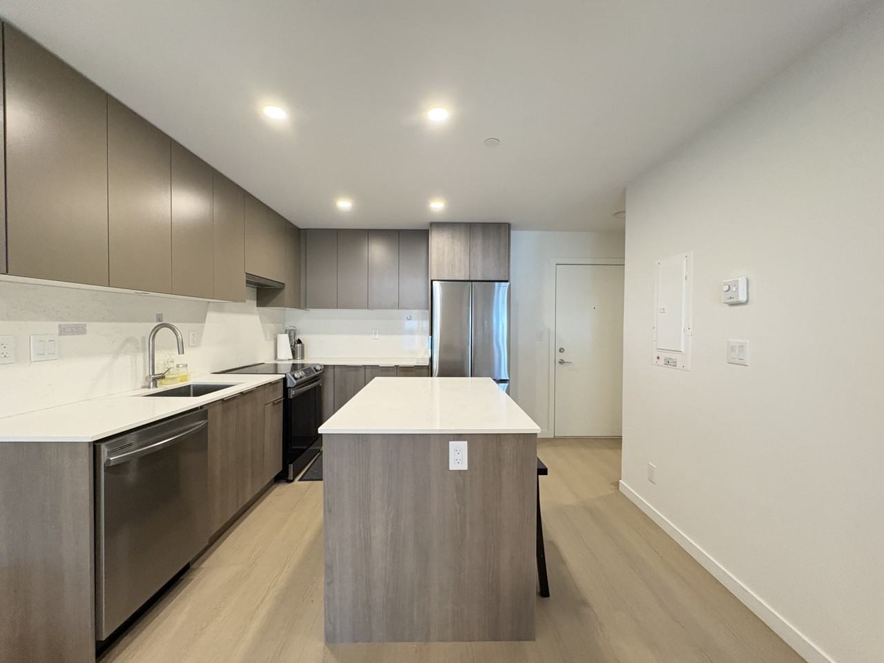 13968 Laurel Dr #330 - Photo 2 of 10