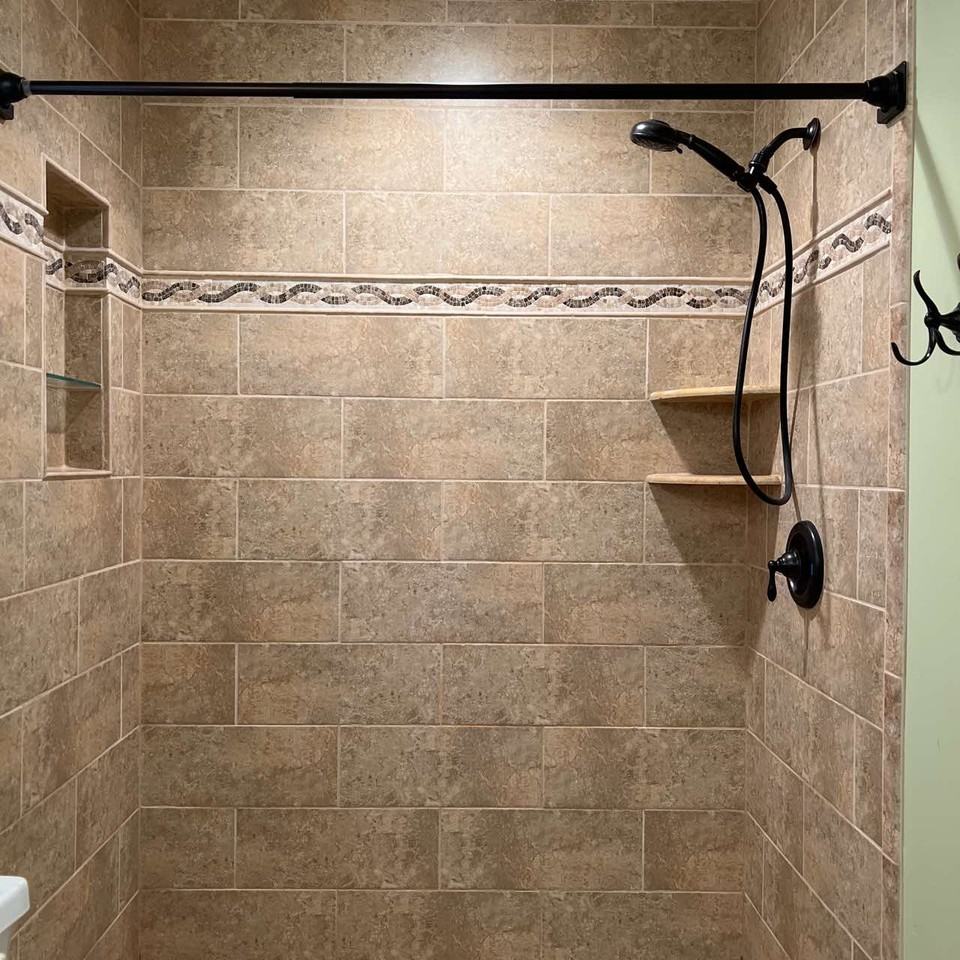 906 Foxridge Dr #1 - Photo 6 of 10
