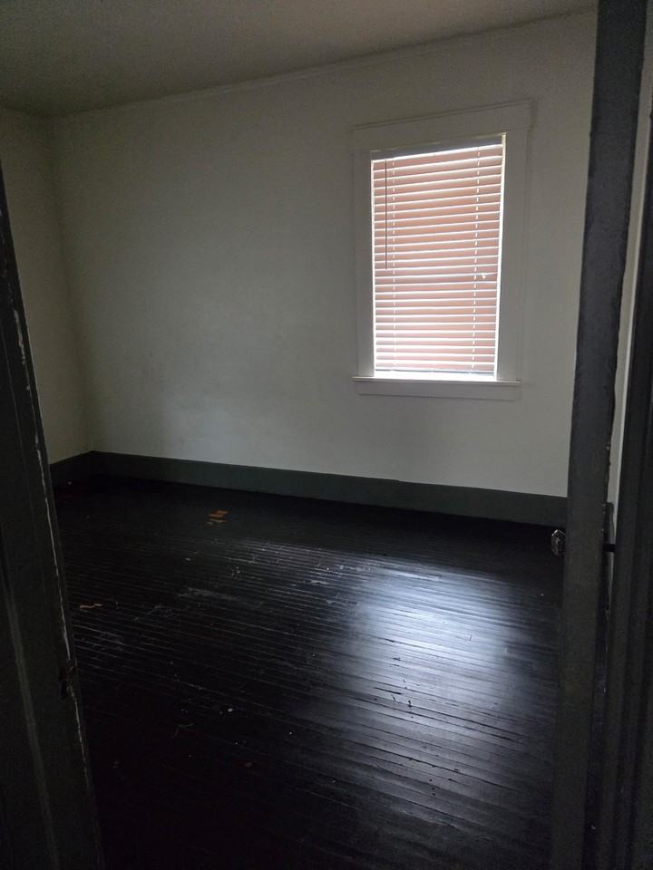 429 W Hanssler Pl #1 - Photo 5 of 7