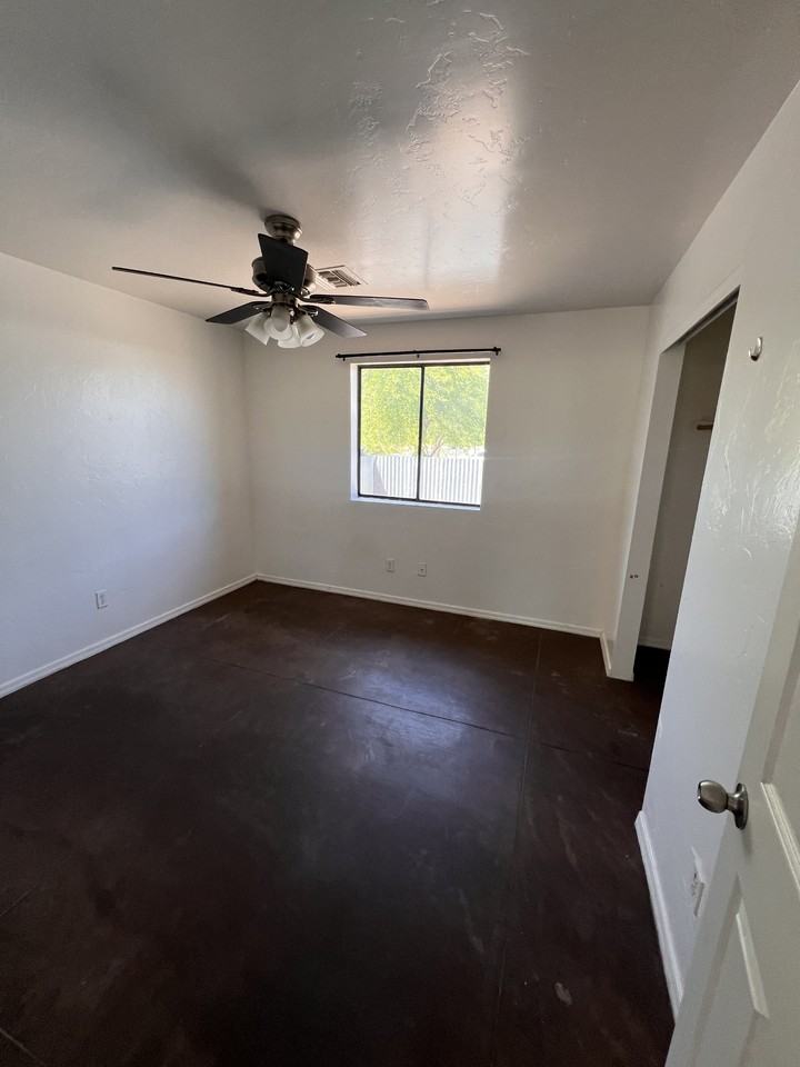1310 N Catalina Ave #1 - Photo 3 of 11