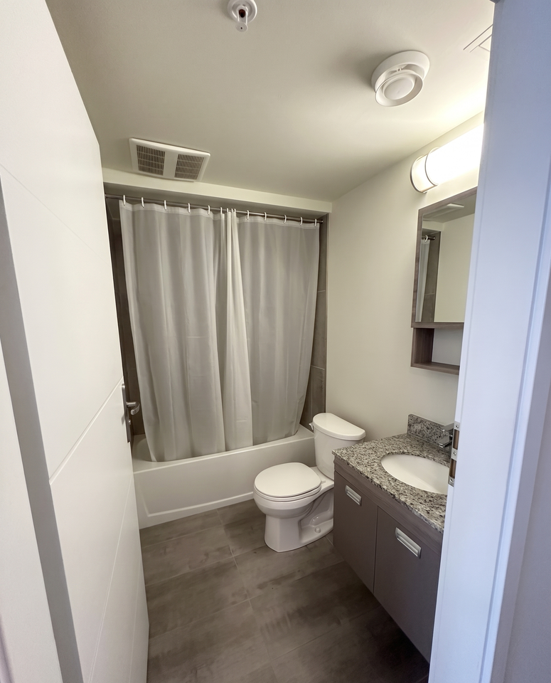 257 Hemlock St #1 - Photo 3 of 6