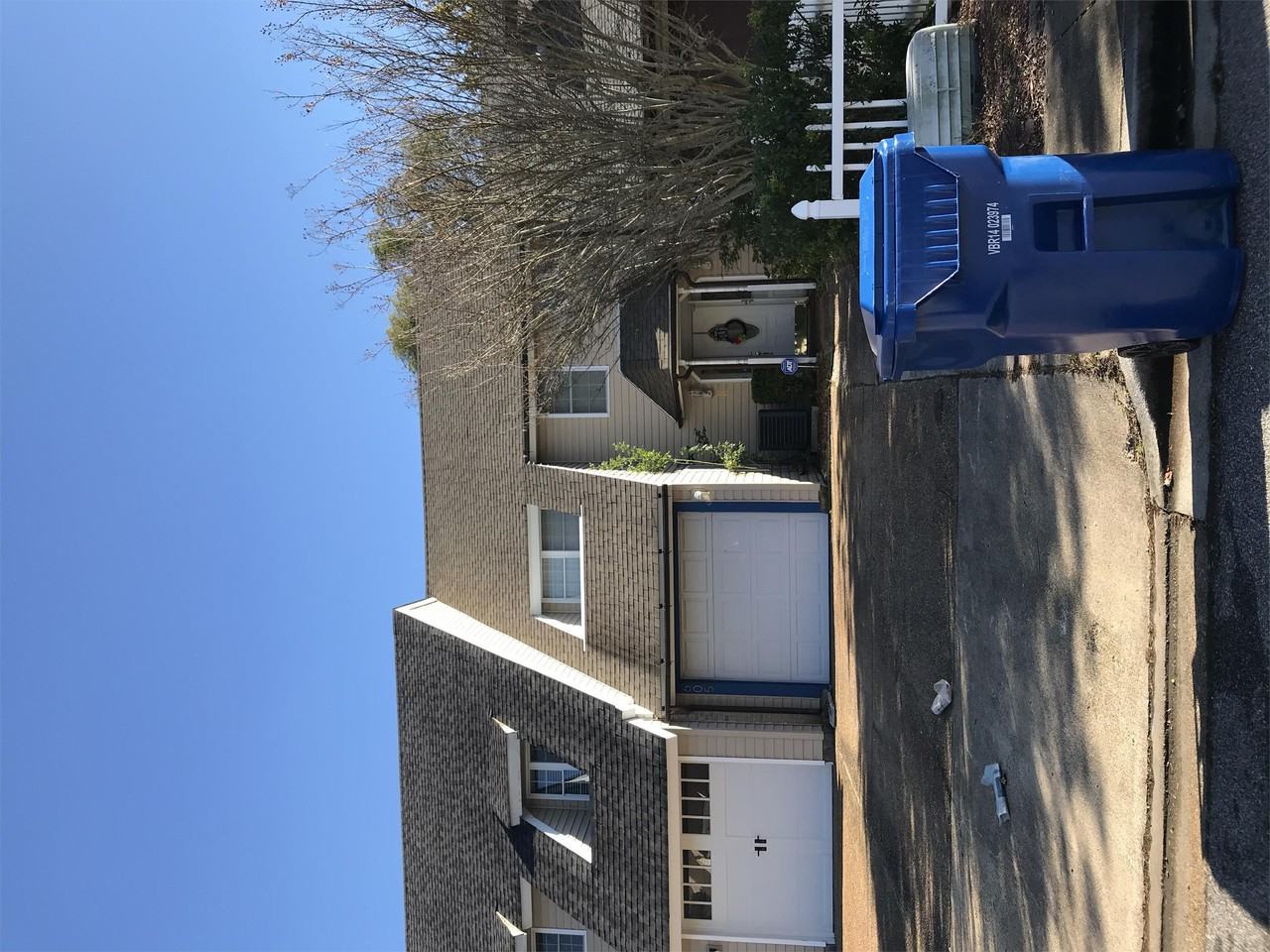 605 Masefield Cir #1 - Photo 3 of 4